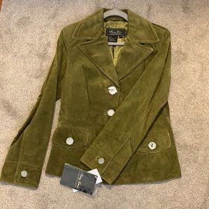 Brand new Terry Lewis olive green 100% leather jacket!